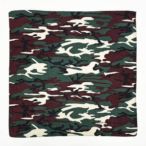 ■MADE IN CHINA 100% COTTON グリーンカモフラージュバンダナ美品■