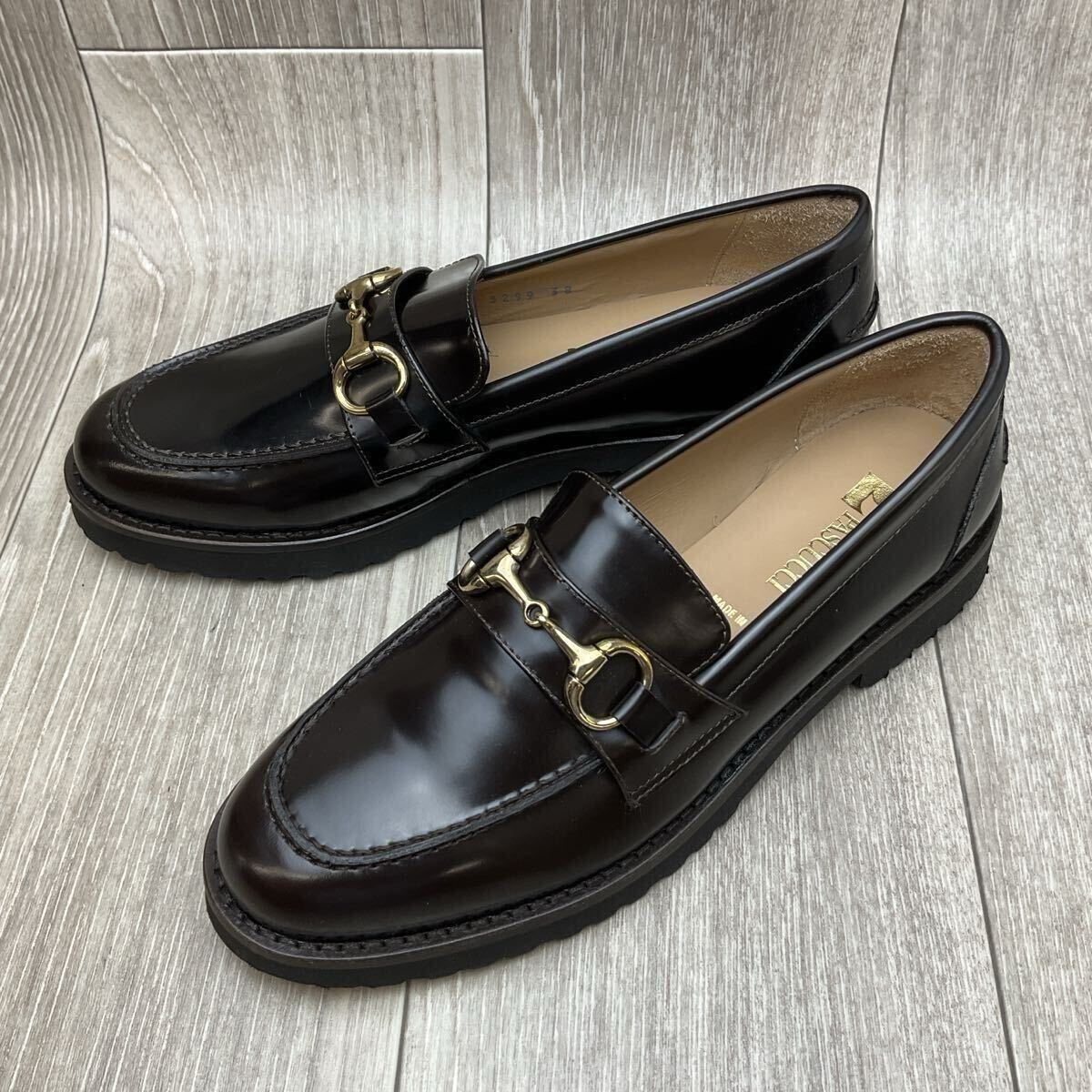 【試着のみ未使用　パスクッチローファー 37サイズ】 PASCUCCI(パスクッチ)のスタッズローファー通販 | 集英社HAPPY