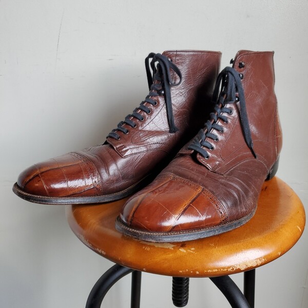 1003◆【US10 1/2D】90s STACY ADAMS キャップトゥ ブーツ 28.5㎝位 ブラウン 茶 型押し レザーシューズ 革靴 vintage 中古 USED 古着