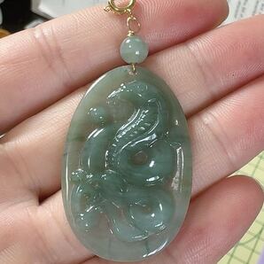 R2-01499天然本翡翠《本物保証》 ひすいペンダント 一点物 魔除け 昇進 成功 風水 金運 財運 幸運 幸福 縁起物