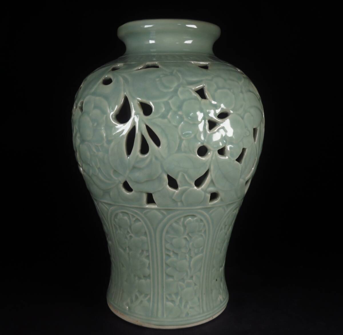 高麗時代　青磁花瓶　朝鮮 韓国 高麗　花器 骨董美術品 古美術 時代品 古玩 Yahoo!オークション -「高麗青磁 作家」(中国、朝鮮半島) (陶芸