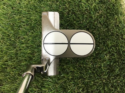 オデッセイ　ホワイトアイス　2ボールブレード　33インチ Amazon.co.jp: オデッセイ ゴルフ WHITE ICE 2 Ball Blade