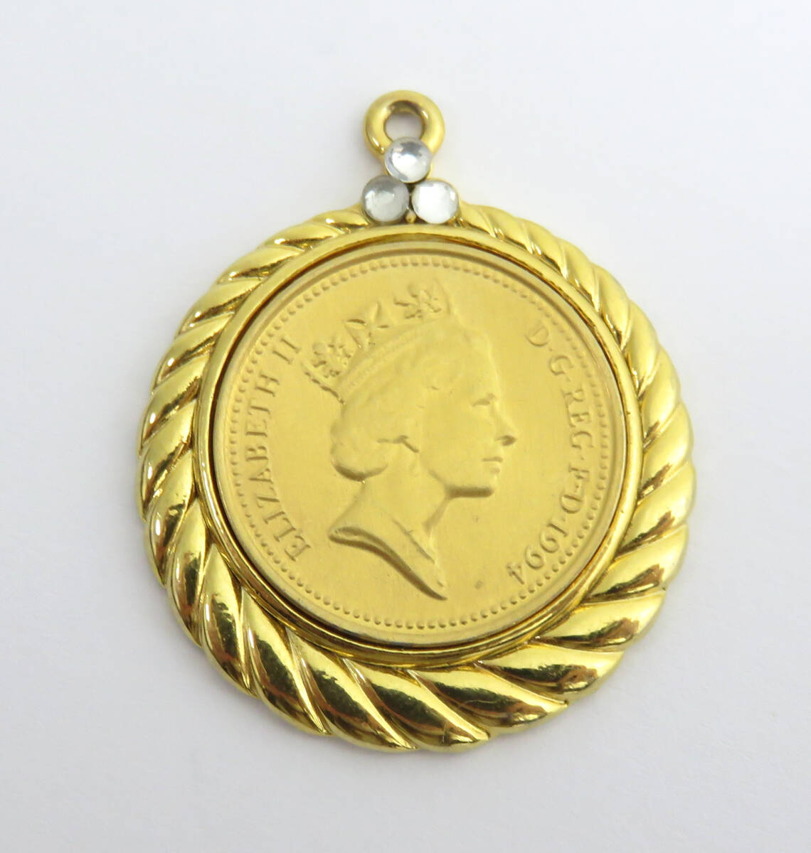 蟹味噌エリザベス2世コインモチーフ チャーム ペンダントトップ 蟹味噌エリザベス2世コインモチーフ チャーム ペンダントトップ