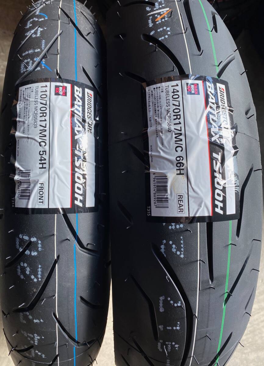 BRIDGESTONE BATTLAX TS100F 110/70R17未使用！ ブリヂストン BATTLAX TS100 110/70R17 (バイク用タイヤ) 価格