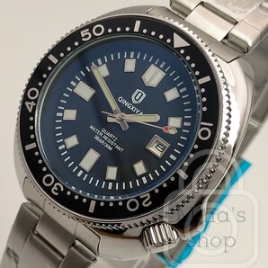 圧倒的存在感/ジャパンスタイル【フルマッシブボディ/新品】ダイバーズタイプ カレンダー ブラック文字盤/3連ステンレスブレス クォーツ