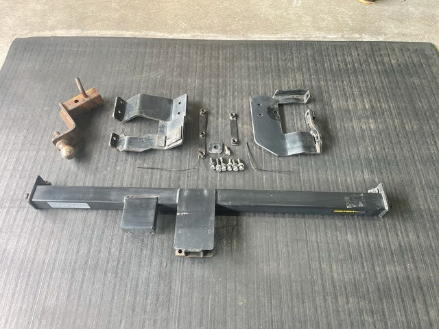 セレナ C25 ヒッチメンバー サントレックス タグマスター セレナ C25 ヒッチメンバー サントレックス タグマスター セレナ