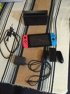◇Nintendo ニンテンドー 任天堂 Switch スイッチ 赤青