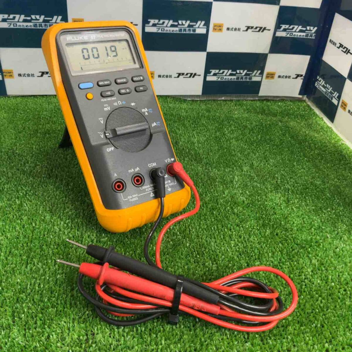 【中古】 Bubble Fluke Fluke 8060A Digital Multimeter 4 1/2 Digits | TEquipment