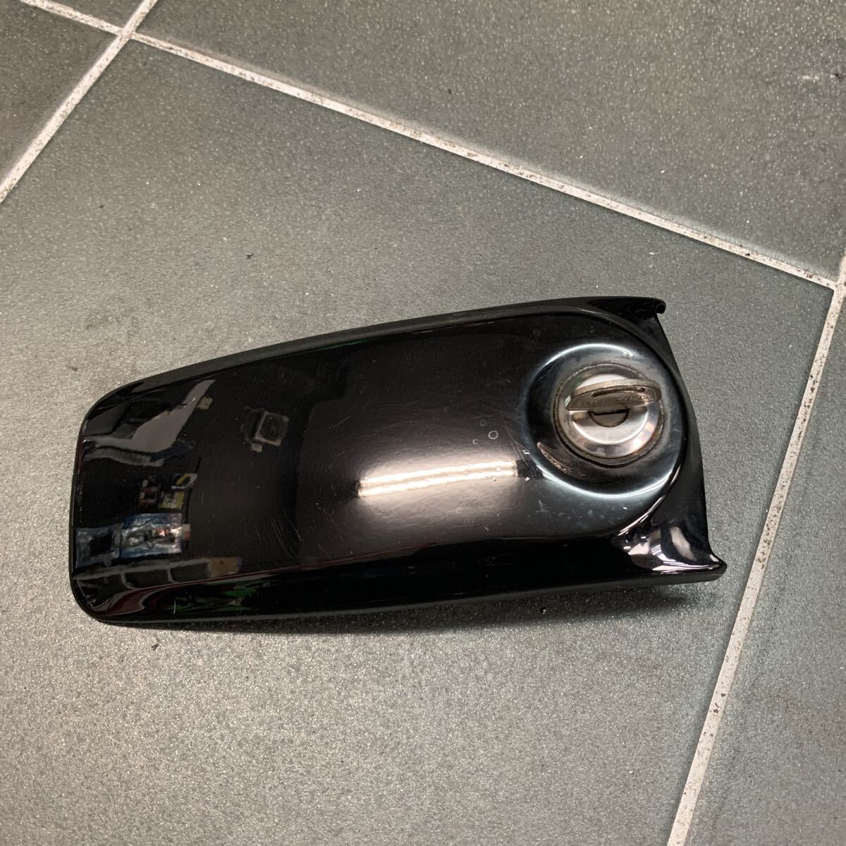 gt380 純正タンク　当時物 Yahoo!オークション - gt380 当時物 オリジナル 外装セット 逆車