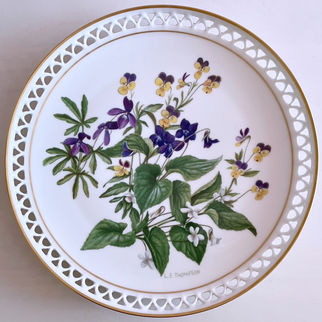 アンティーク壁掛け大皿 2025年最新】Yahoo!オークション -絵皿 壁掛けの中古品・新品