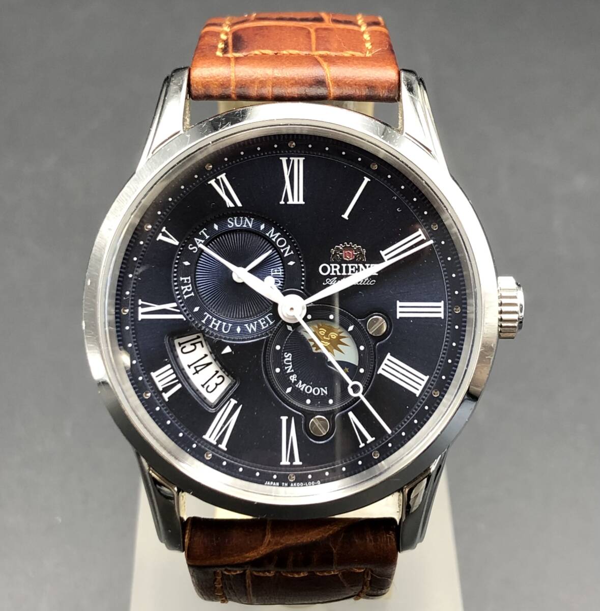 Nobi☆オリエント 自動巻き【ER1T-C0-B】 デイト　稼働品 美品】オリエント 自動巻き【ER1T-C0-B】 デイト【稼働品