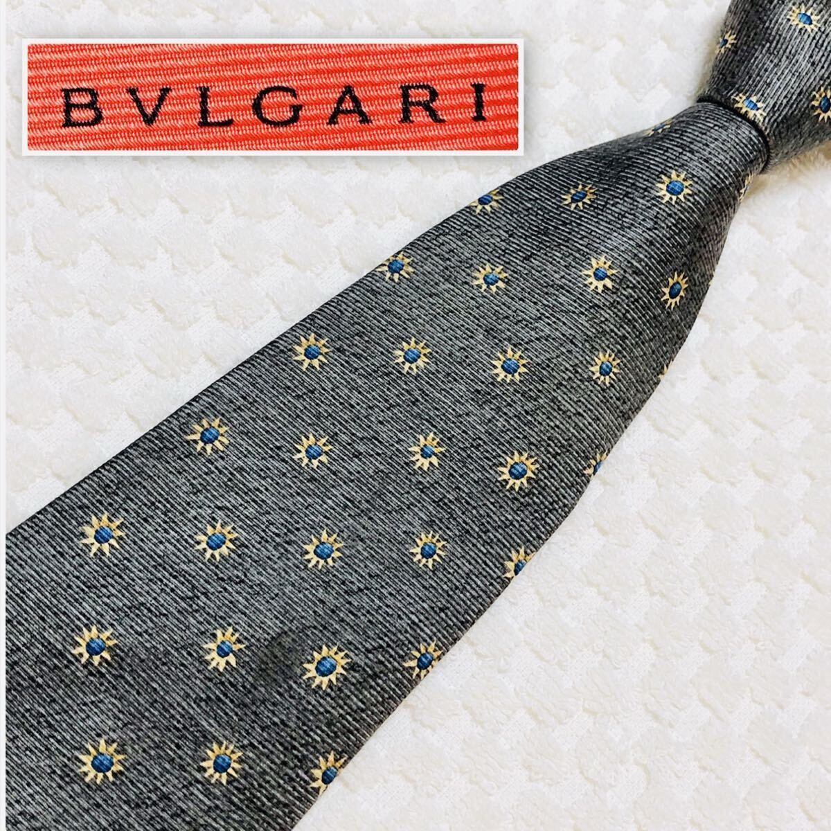 ✨未使用✨BVLGARI ブルガリ ネクタイ アニマル柄　セッテピエゲ BVLGARI 未使用 タグ付き ブルガリ ネクタイ トラ柄 アニメ