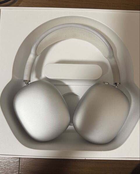 Apple AirPods Max シルバー Apple