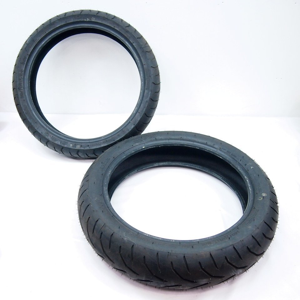 CBR250RR 純正リアホイール　タイヤ付き CBR250RR 純正リアホイール タイヤ付き cbr250rr mc51 フロント