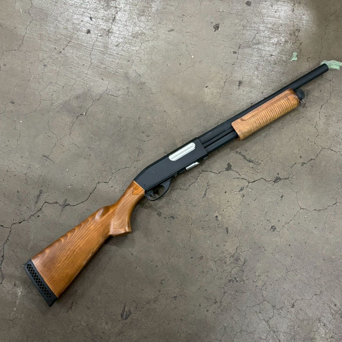 MGC Remington 870 モデルガン Yahoo!オークション -「remington 870」(エアガン) (トイガン)の