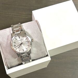【大特価!!】BURBERRY バーバリー チェック柄 腕時計 ホワイト×シルバー 高級 お洒落 人気モデル 秋 ハロウィン ブランド■