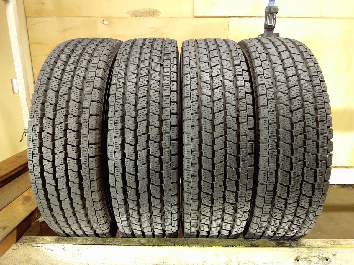 YOKOHAMA スタッドレスタイヤ 165/80R13 アイスガード 7 165/80R13 スタッドレスタイヤ 13インチ