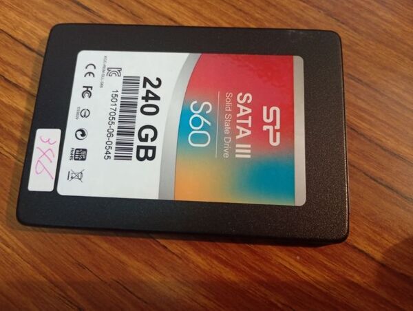 ■ SSD ■ 240GB (346時間) シリコンパワー Silicon Power 廣穎電通股分有限公司 正常判定