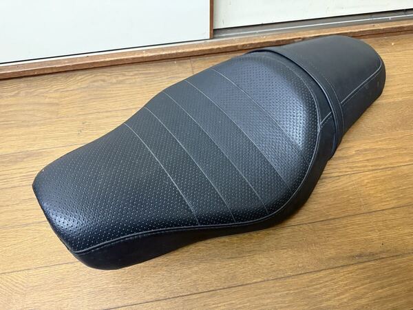 ハーレー スポーツスター 純正 シート XL883 XL1200R ハーレーダビッドソン