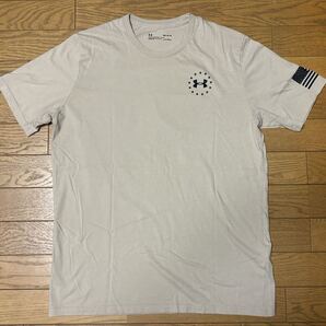 UNDER ARMOUR “FREEDOM” MEN’S SHORT SLEEVE T-SHIRTS size-MD(着丈67身幅53) 中古(美品) 送料無料 NCNR