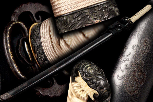 無銘　肥後松透鍔