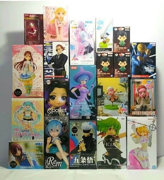 2.5次元の誘惑·キャラクターフィギュア8体セット新品未開封 楽天市場】2.5次元の誘惑 フィギュアの通販