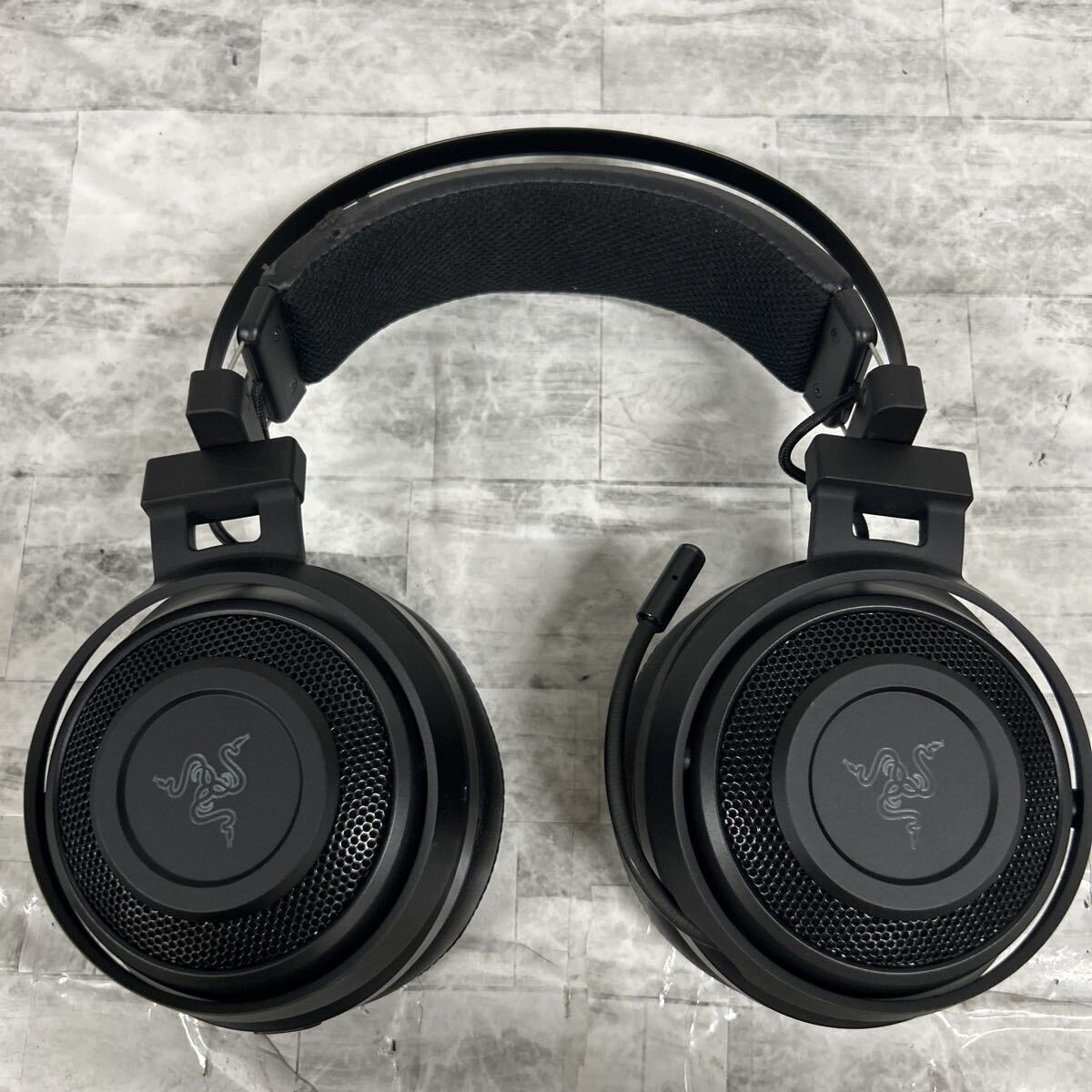 中古　razer ゲーミングヘッドセット LAZER 【中古】Razer Kraken Green ゲーミングヘッドセット 男女