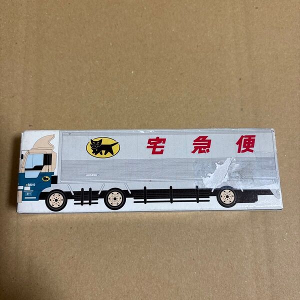 クロネコヤマト ミニカー 10t車
