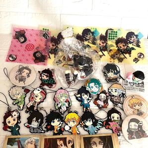 ぬーどるストッパー 禰豆子 竈門 ラバーキーホルダー まとめ売り ほとんど美品です。 缶バッジ グッズ 鬼滅の刃 ラバーストラップ