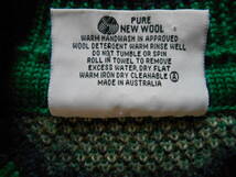 オーストラリア購入 クルーネックセーター ウール100% 民族柄風 MADE IN AUSTRALIA PURE NEW WOOL 100%_画像4
