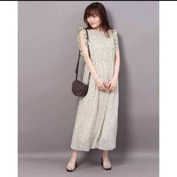 SNIDELシャーリングドットワンピース