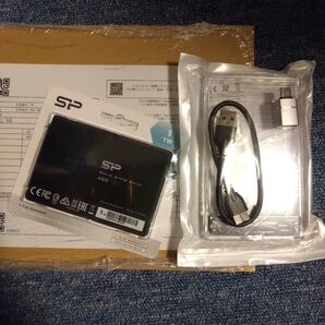 Silicon Power|シリコンパワー シリーズ SATA 2.5インチ内蔵SSD 1TB PS4動作確認 外付けケース付き