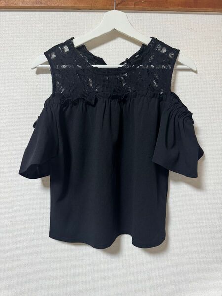 ⑤【INGNI】肩出し レース 黒 半袖トップス M