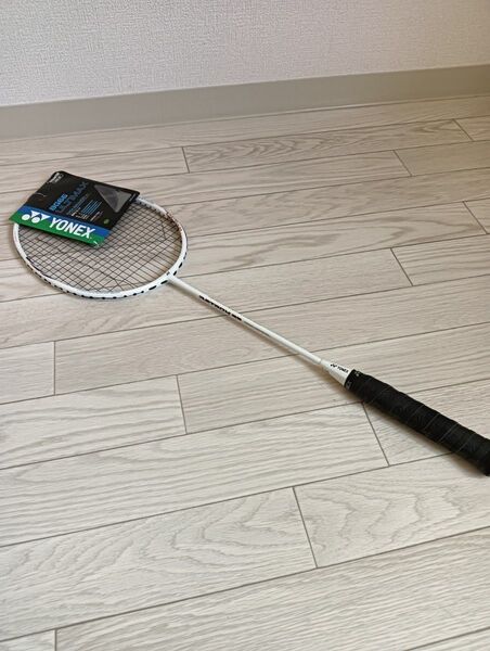 【極美品】 ASTROX 33 YONEX バドミントン 5U5G ラケット アストロクス