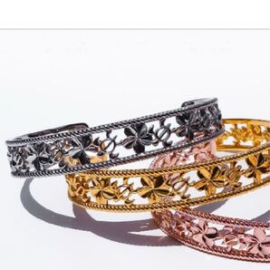 シルバーバングル