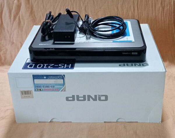 【動作品】QNAP HS-210 2TBファンレス NAS 静音【送料無料】