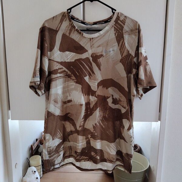 NIKE RUNNING Tシャツ 迷彩柄 Lサイズ