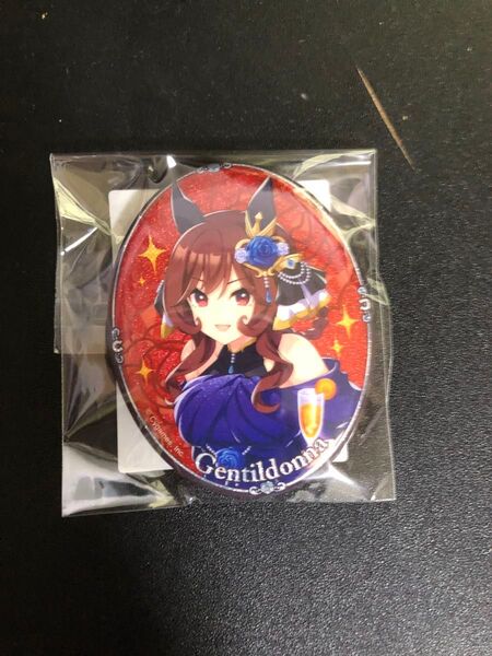 ウマ娘 プリティーダービー 公式グリッター缶バッジ【ジェンティルドンナ】(3.5th Anniversary Ver.)