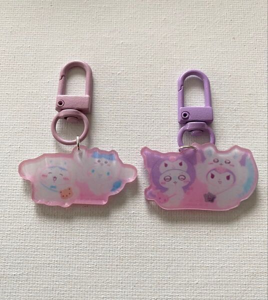 サービス品 ちいかわ アクリルキーホルダー モモンガ ハチワレ