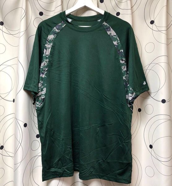 US古着【Badger SPORT/バジャースポーツウェア】ラグラン ドライTシャツ 半袖 メンズ Lサイズ グリーン×デジカモ