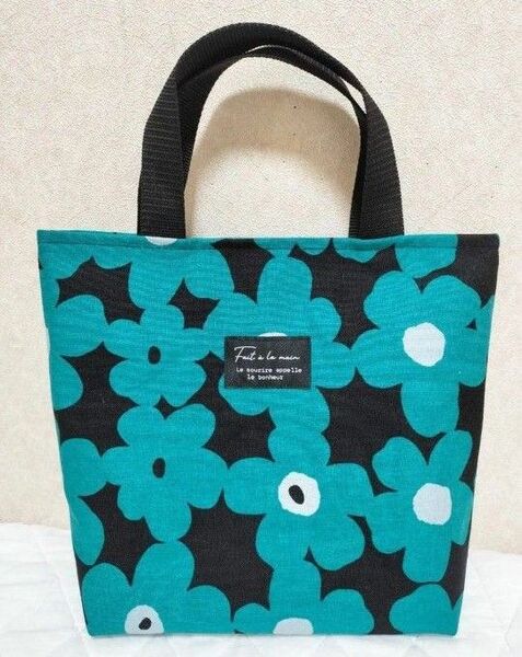 トートバッグ ハンドメイド 花柄 ランチバッグ お散歩バッグ サブバッグ ミニトートバック 小さめトートバッグ エコバック