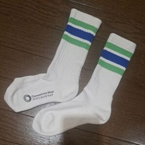 ファミリーマート ラインソックス 靴下