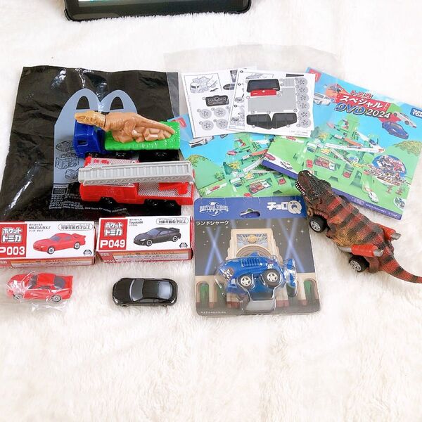 トミカ ミニカー チョロQ まとめ売り 恐竜 USJ サメ 救急車 DVD
