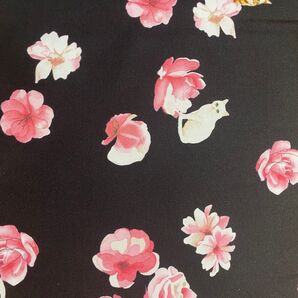 花柄 猫柄 生地 オックス 黒地 ピンク 110㎝×50㎝