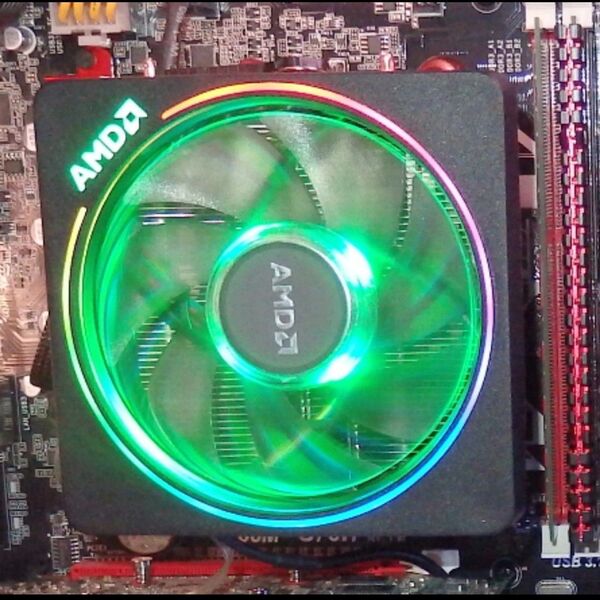 未使用 AMD Wraith Prism RGB CPUクーラー Socket AM5 AM4対応 9