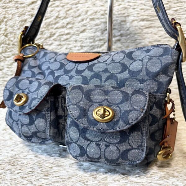COACH コーチ ワンショルダーバッグ カーゴ デニム C金具 ターンロック シグネチャー 肩掛け ジャガード 型押し 青
