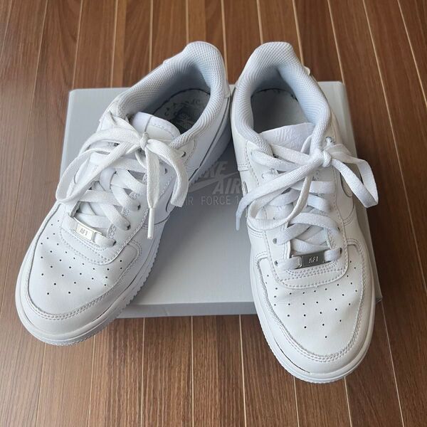 NIKE ジュニア 23.5cm エアフォースワン 白