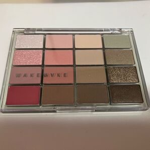 【新品未使用/品質安全性重視の日本製アイシャドウ】WAKEMAKEソフトブラーリングアイパレット21フォールインフィクフラーリング