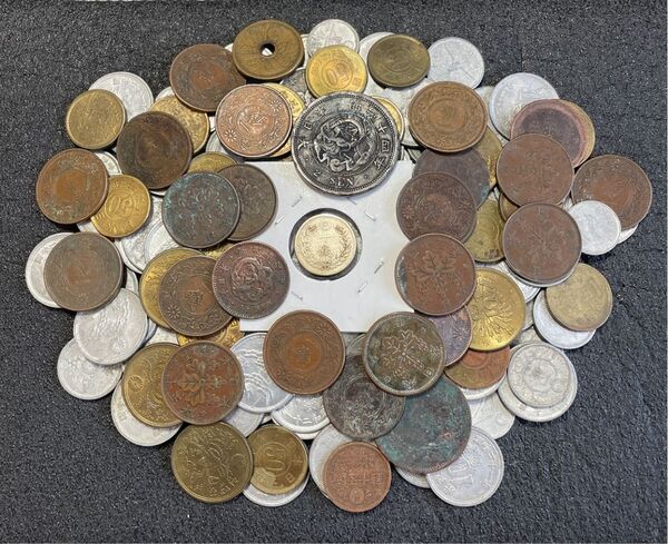 古銭まとめ 近代貨幣 銀貨 銅貨 錫貨 アルミ貨等 雑銭まとめ