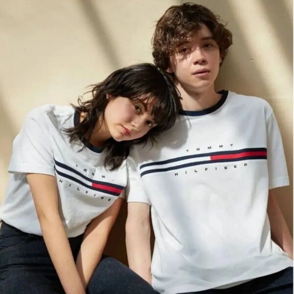 トミー TOMMY トミーヒルフィガー Tシャツ ホワイト 白 S半袖 カットソー